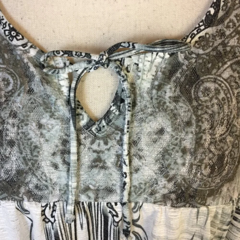 One World Blouse Top Size M Womans Black White Paisley Lace Trim Boho Cropped - Picture 7 of 15